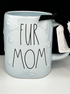 PETS - Rae Dunn - "FUR MOM - pale blue" Ceramic Mug. NWT. Last one!